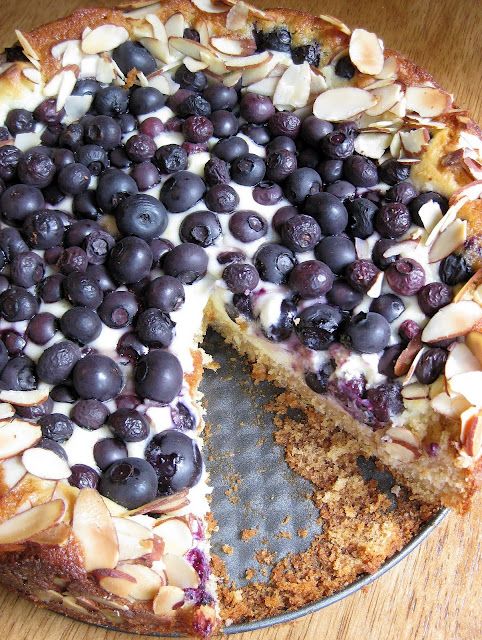 Blueberry Cream Cheese Danish Cake