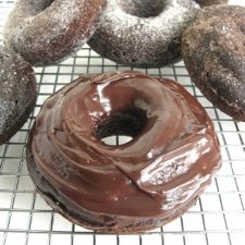 Chocolate Fudge Cake Doughnuts – moist, dense, dark, BAKED doughnuts.