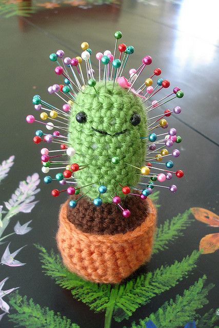 Cute & Clever Cactus Pin Cushion