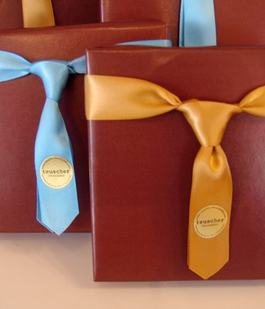 How to make ties out of ribbon, perfect for wrapping groomsmen gifts!
