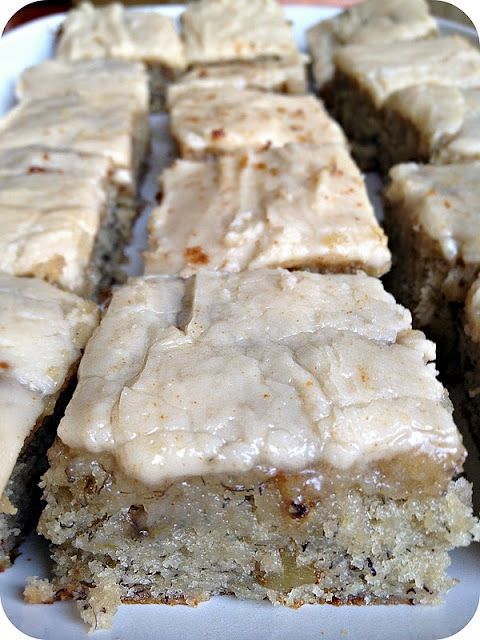 OMG! Banana Bread Bars with Brown Butter Frosting. DO NOT pass these up. Ingredi