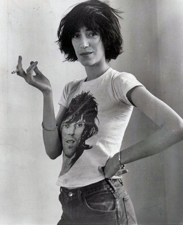 Patti Smith, in Keith Richards T-Shirt. S)