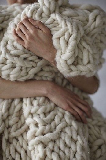 Quick-to-knit chunky blanket..must do this!!