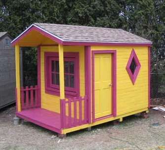Seriously?!? They spent ONLY 120-dollars on this pallet board playhouse. Comes w
