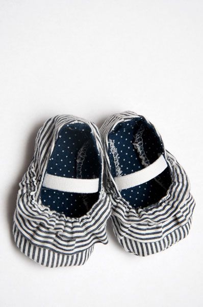 baby shoe pattern and tutorial