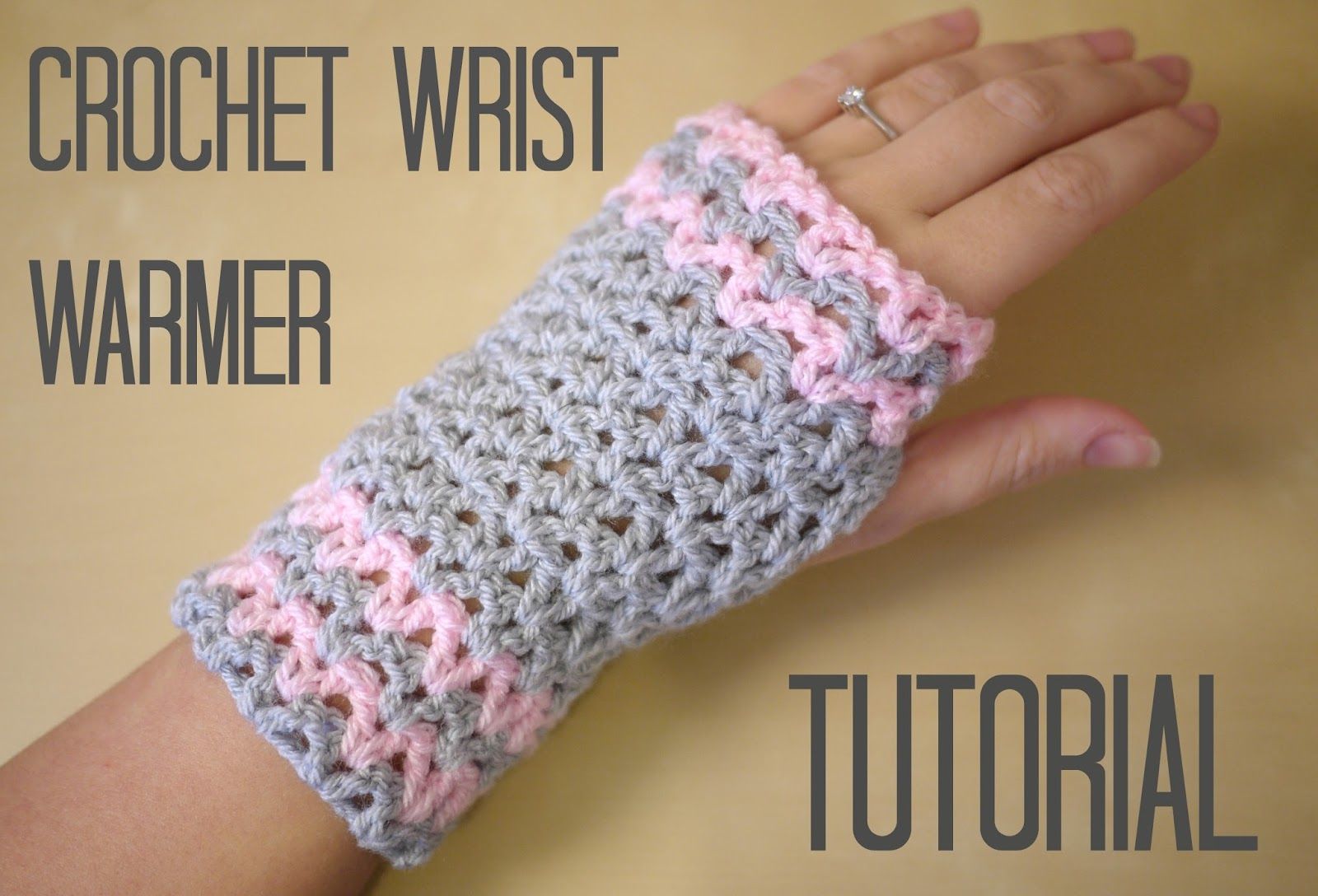 Here you can find the written version to my crochet wrist warmers ... -   Crocheted wrist warmers