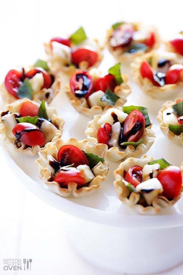 Caprese Cups -   Cute ideas for easy finger food desserts