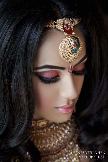 #makeup #hair #jewelry #Indian #wedding @redpaisleys