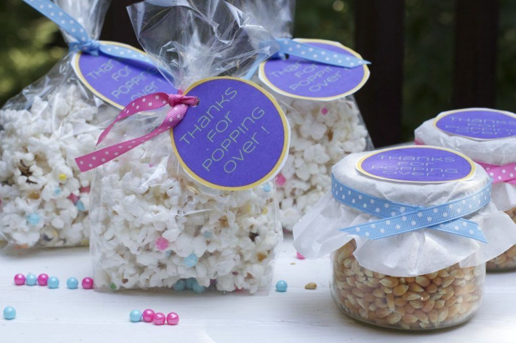 Baby Shower Party Favors like these for a Baby Sprinkle are easy to ... -   Party favor ideas