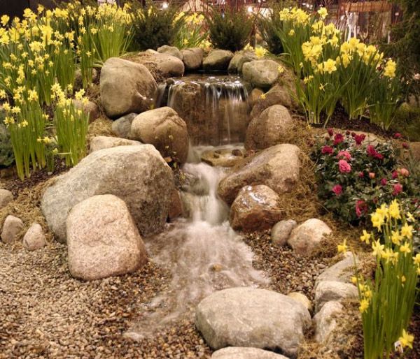 Pond-less Waterfall Design Ideas