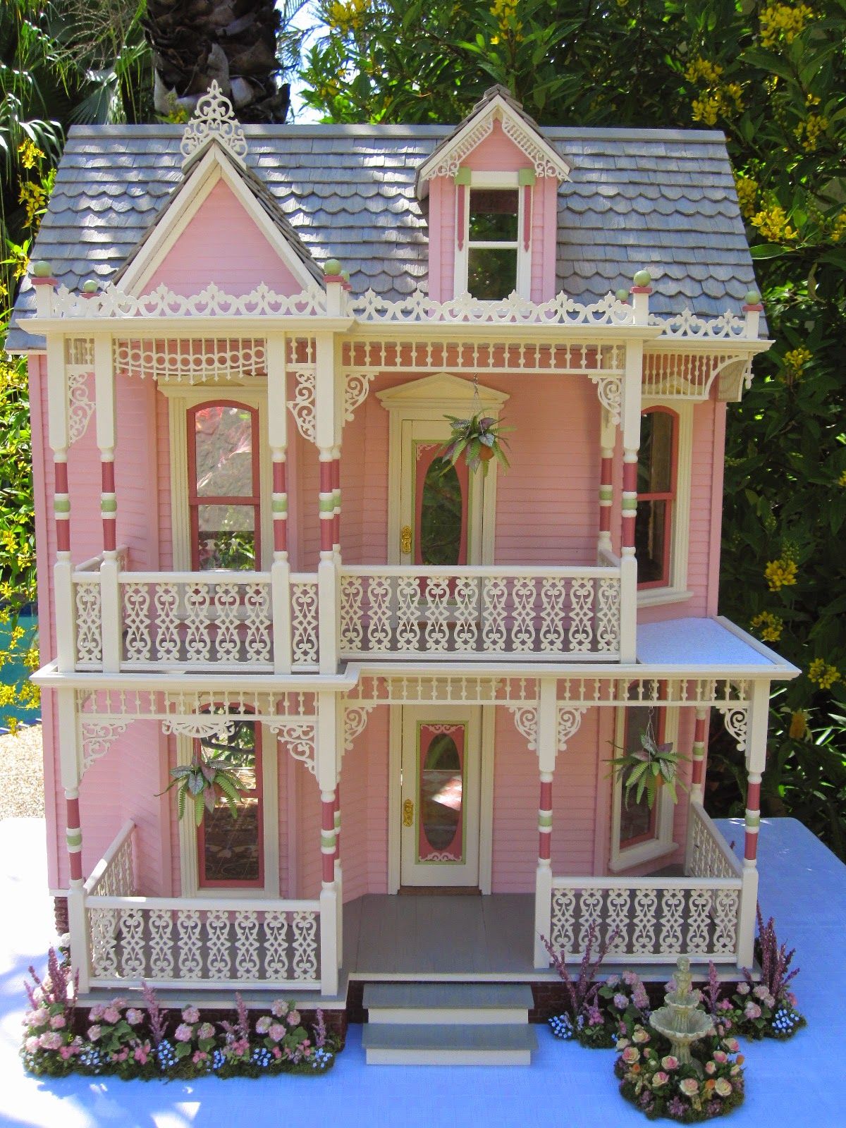 this is the elizabeth street victorian dollhouse the base color is a ... -   The Dollhouses