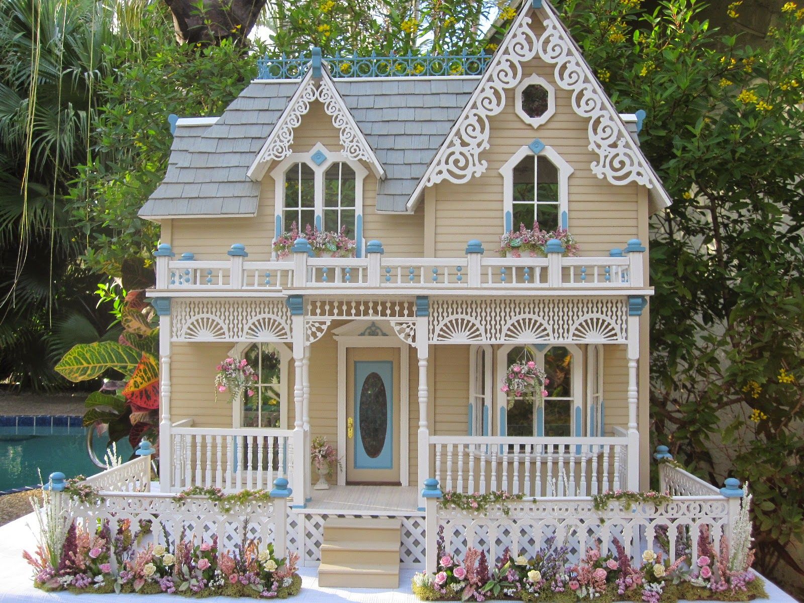 this is the darling house victorian dollhouse this house is over the ... -   The Dollhouses