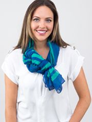 Over 40 ways to tie a scarf