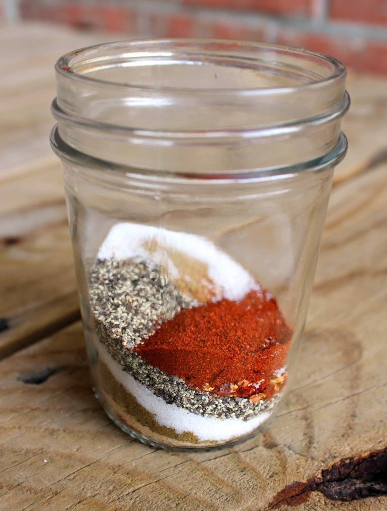 Homemade Taco Seasoning – Never buy store bought chemicals again! Just made a ja