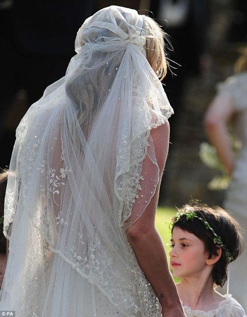 Kate Moss Lace Wedding Veil #kate #moss #wedding #veil
