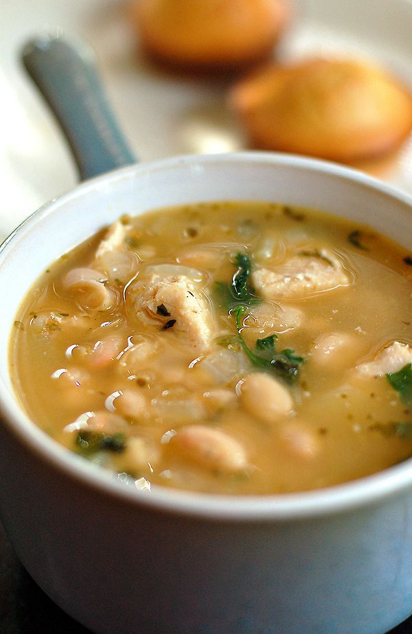 Winter Comfort Food Recipes with Bush's Beans : Easy White Bean Chicken Chil