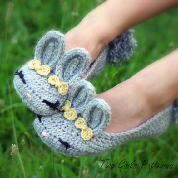 Womens Bunny House Slipper PDF crochet pattern