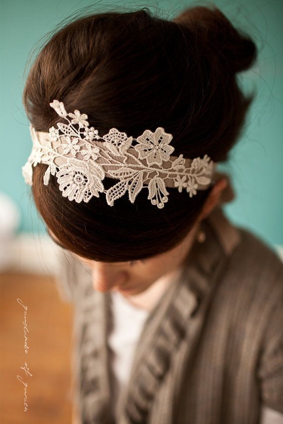 a headband + fabric stiffener spray + a lovely little piece of lace.  Love this!