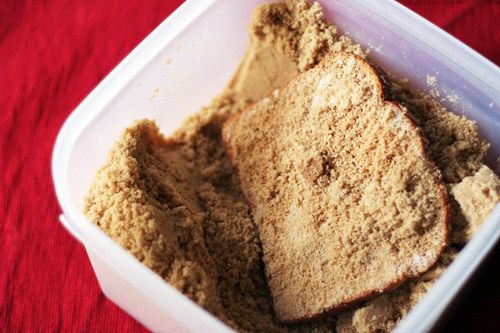 Keep your brown sugar soft from now on by storing it with a slice of bread. -   Baking Life-Hacks Everybody Needs To Know