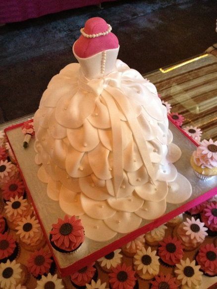 wedding shower dress cake