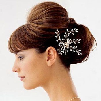 7 Winter Bridal Hair Styles For Indian Women