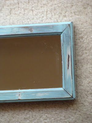 Antiquing/Distressing/Aging a picture frame DIY tutorial.  This girl's tutor
