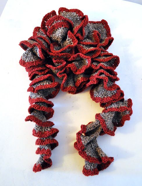 Av Susanne: Crochet Scarf Tutorial
