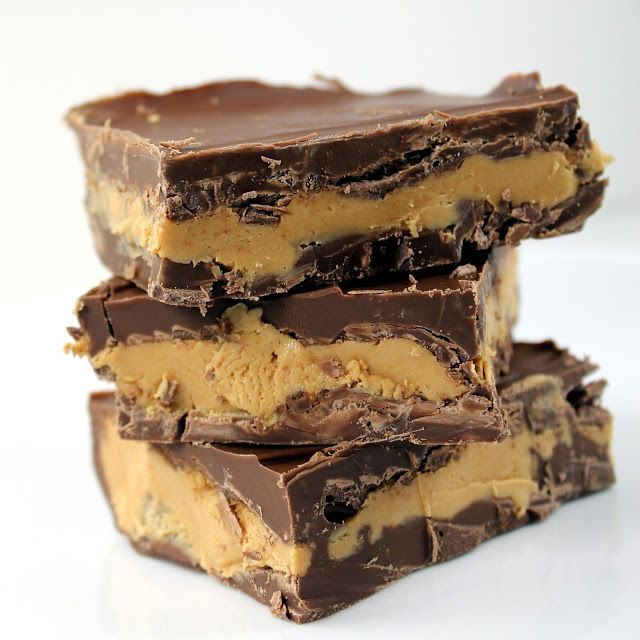 Chocolate Peanut Butter Bars – super easy with only 3 Ingredient Dessert – mmmm!