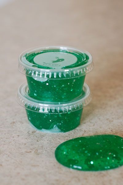 Could totally use this as "leprechaun slime" in March!  Magical monste