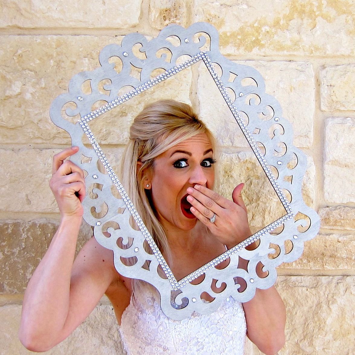 DIY Wedding Photo Booth Props: Frames | Morena's Corner