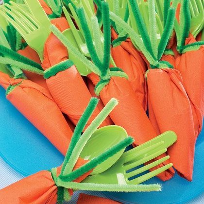 Easter Craft: Party Carrots (Easter Craft Idea)