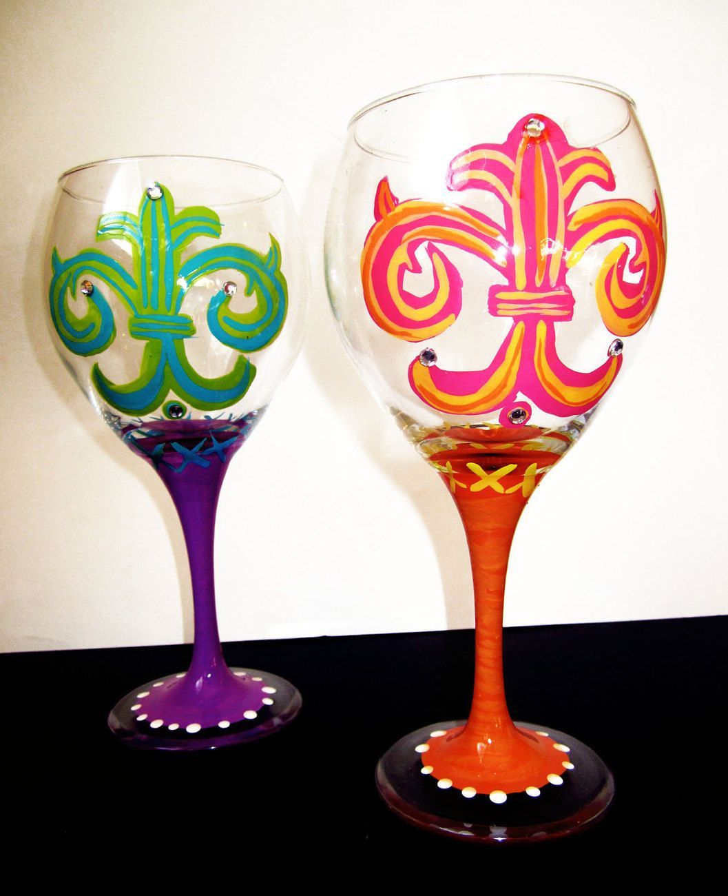 Fleur de Lis ♥ goblet wine glasses