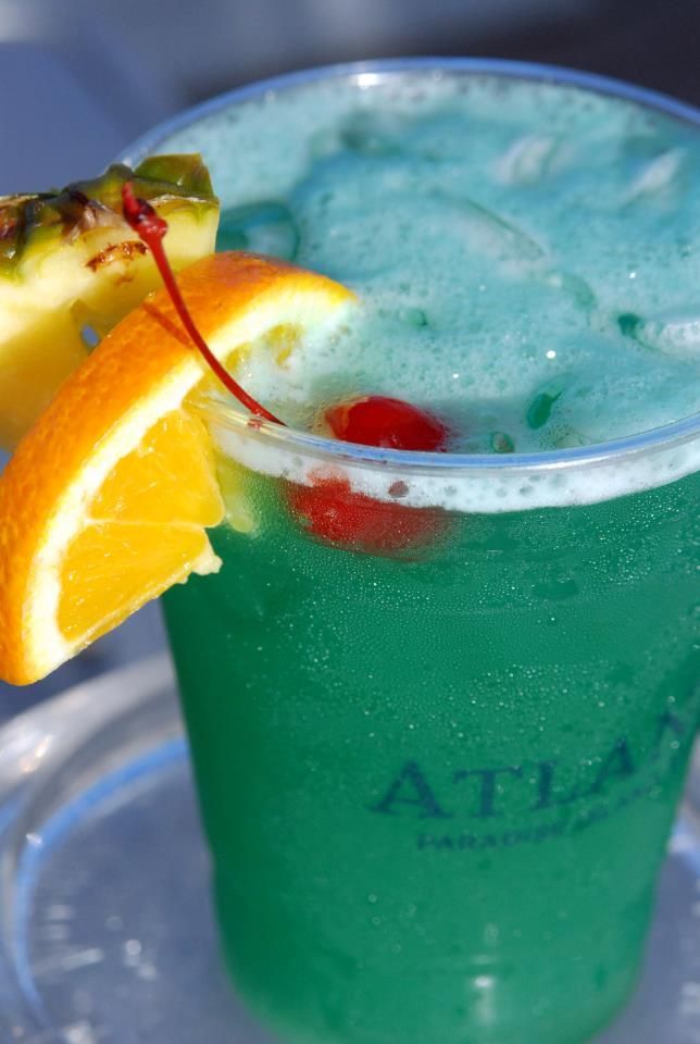 Leprechaun Lemonade! (Atlantis Resort)     Ingredients:   1 1/2 oz. Absolut Vodk