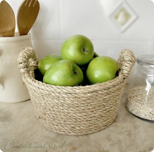Love these! 

How to Make a Sisal Rope Bowl:

Grab yerself a vessel, whateve