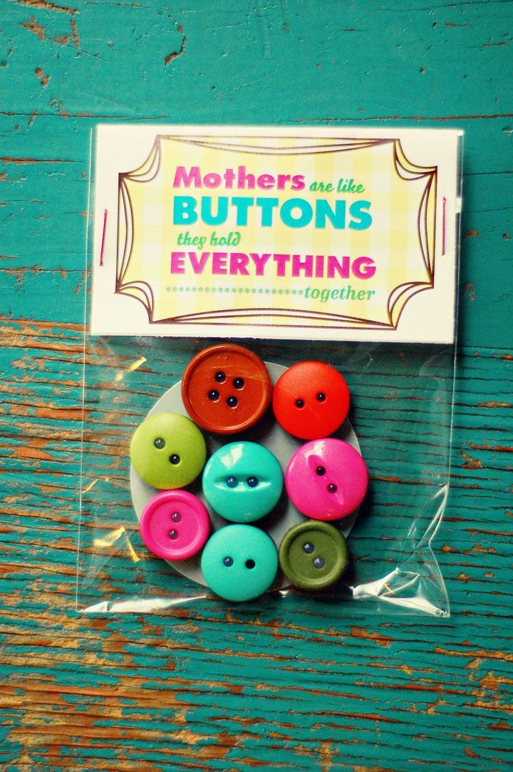 Mother's Day Gift idea – button magnets