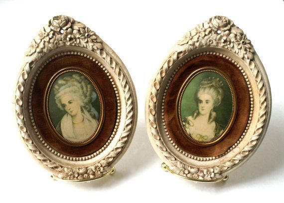 Vintage Cameo Creations Miniature Wall by RinnovatoVintage on Etsy