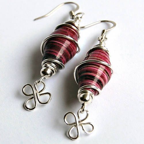 Wire wrapped paper bead earrings. I love how shiny the beads are! I need to try