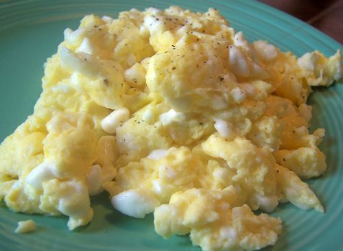 egg and cottage cheese scramble 5 days a week. Simple, delicious, healthy and ke