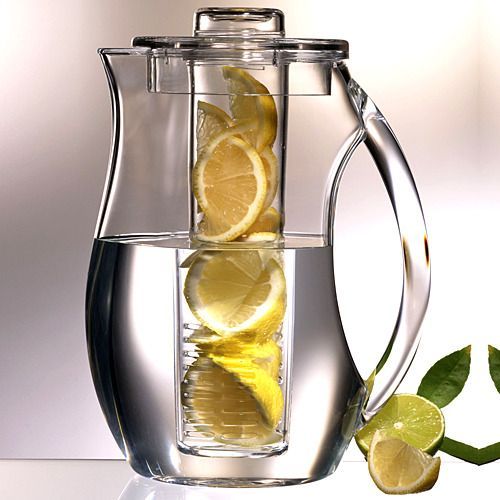 Fruit infusion pitchers