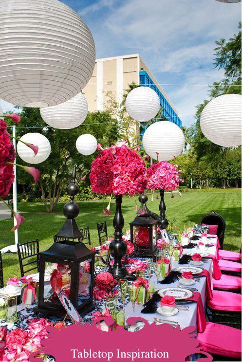 love the table decor, but not in hot pink