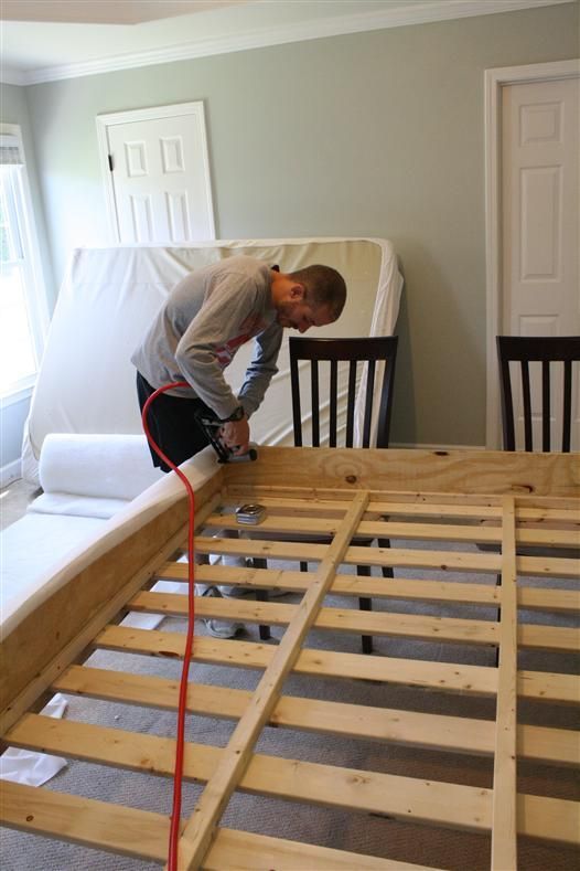 DIY – Build a Bed – Upholstring the Platform