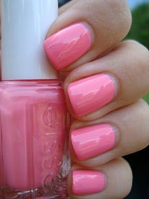 Essie – Knockout Pout. Perfect pink.
