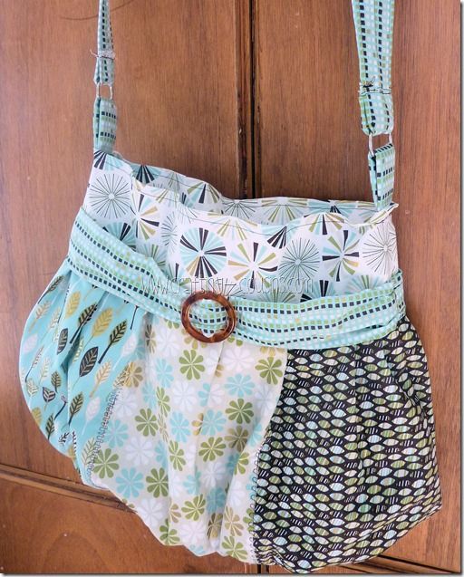 Flouncy Bag – Free Sewing Tutorial by Crafty Cousins