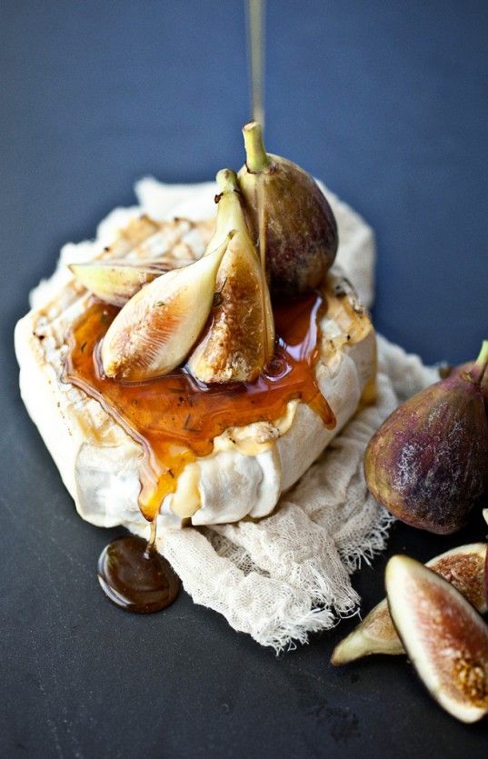 Grilled Cheese with Thyme Honey and Figs recipe – appetizer ideas for New Year&#