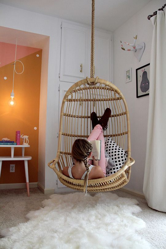 Hanging chair – teen's room