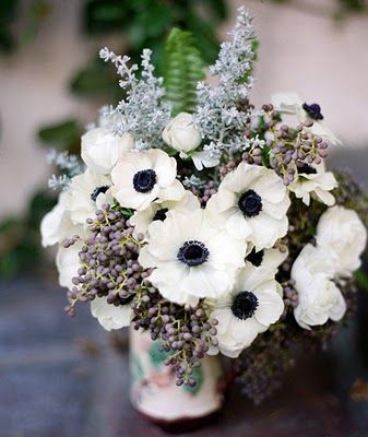I love poppies! And these white and navy poppies are gorgeous. May have to try m