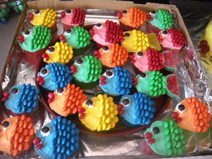 M fish cupcakes, adorable!