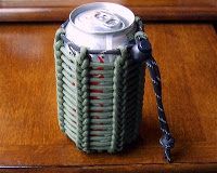 Stormdrane's Blog: Vertical half hitching paracord pouch/can koozie…