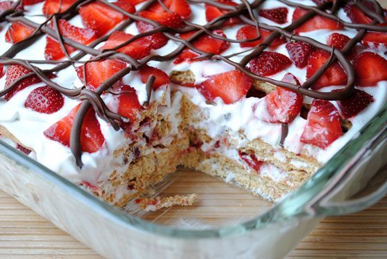 Strawberry, graham cracker & cool whip no bake cake. Perfect to bring to a s