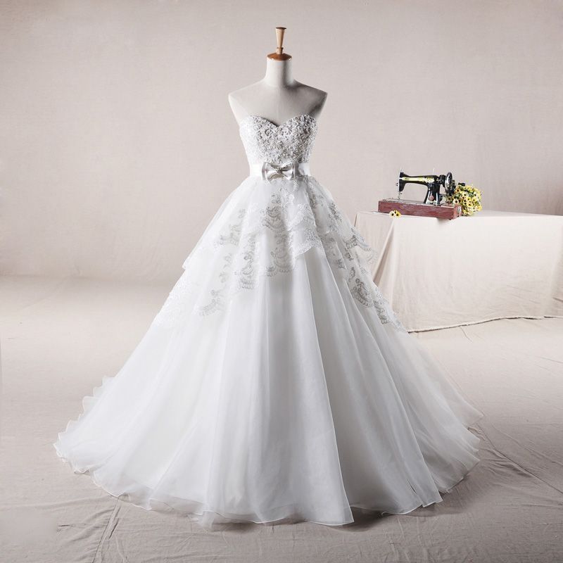 Sweetheart Ball Gown Tulle wedding dress